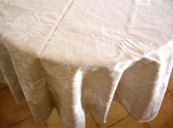 Round Jacquard Tablecloth (sunflowers. natural) - Click Image to Close